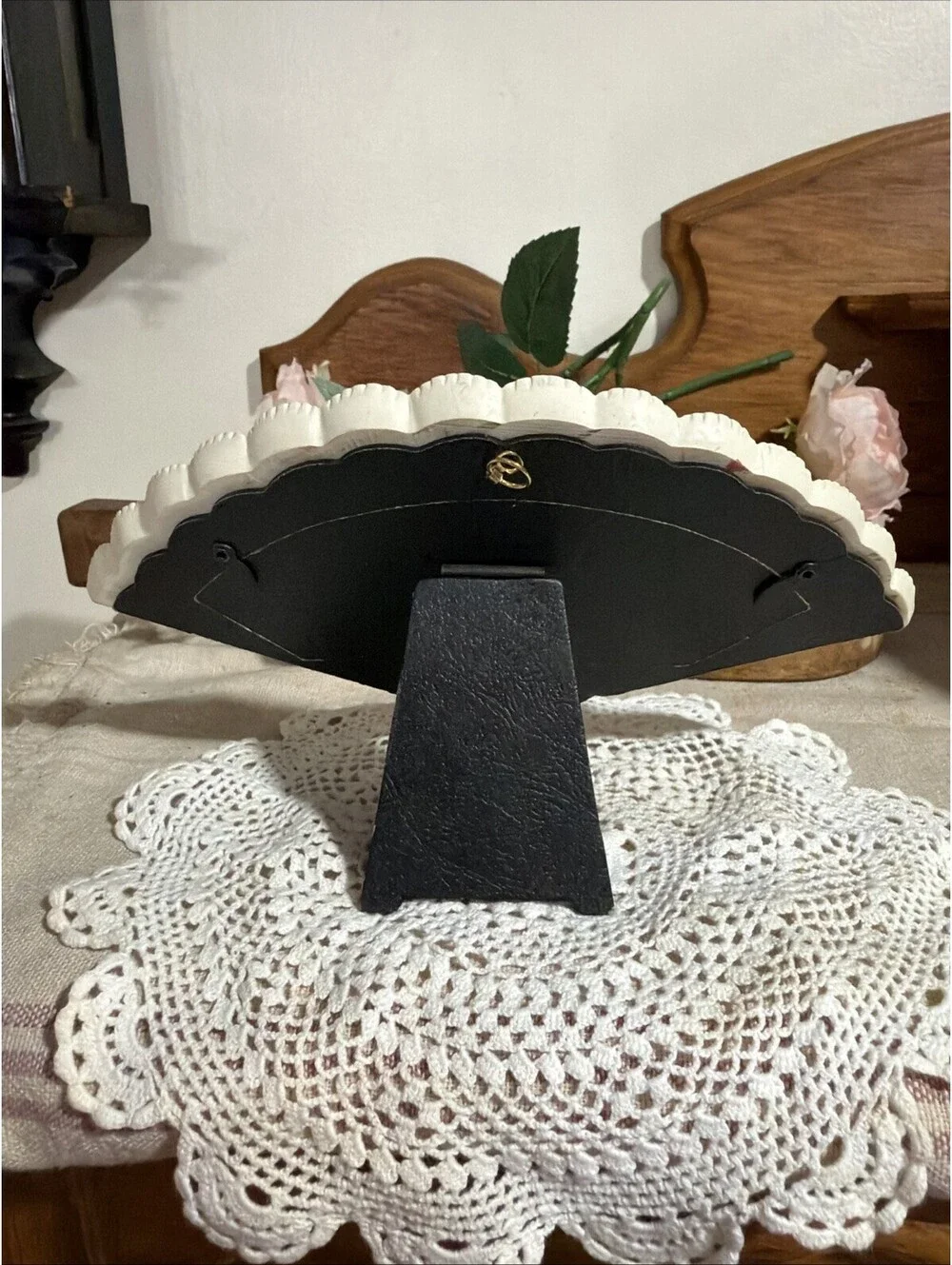 Vintage Victorian Style Picture Frame Womens Floral Fan Roses 3 Photos Cottage
